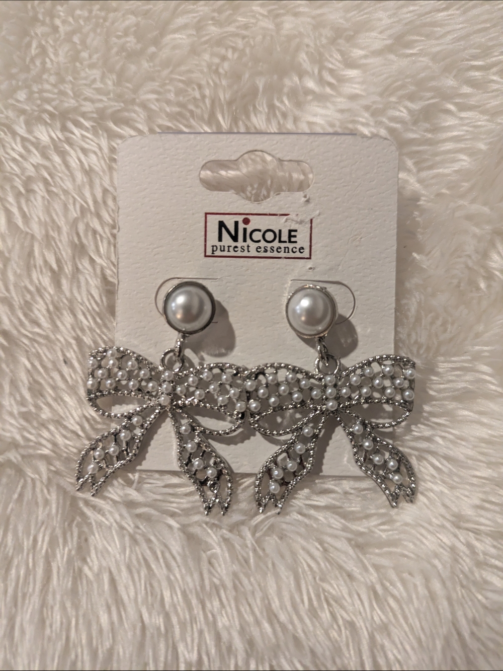 Nicole Silver Bow Earrings with White Pearls